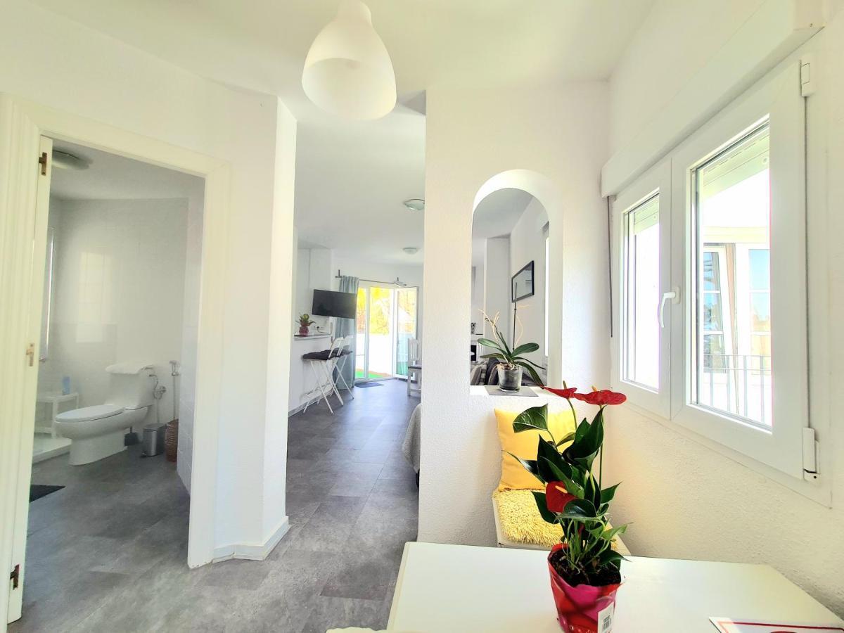 Ferienwohnung Apartamento Con Vistas Al Campo De Golf Y Piscina Fuengirola Exterior foto