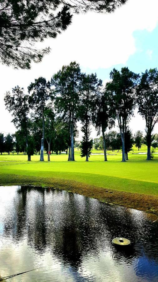 Ferienwohnung Apartamento Con Vistas Al Campo De Golf Y Piscina Fuengirola Exterior foto
